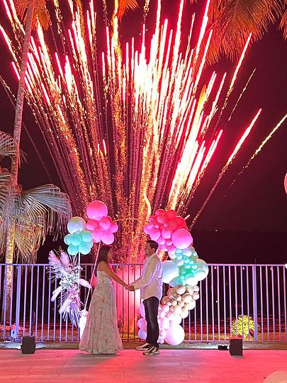 gender reveal party ,gender reveal party, baby shower gender reveal ideas, color spray