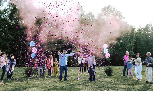 gender reveal party ，gender reveal party， baby shower gender reveal ideas， color spray