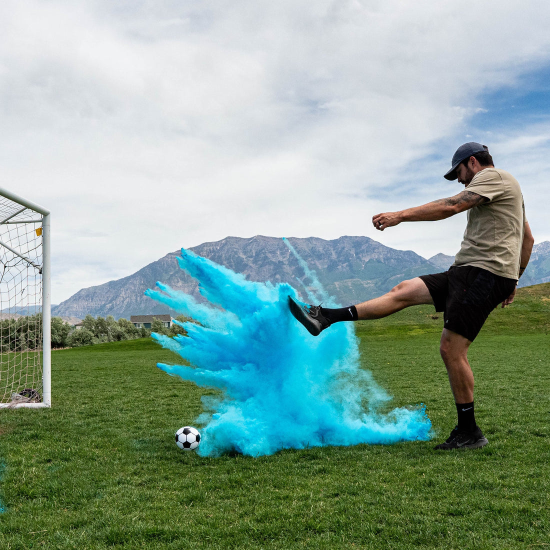 How to make gender reveal soccer ball? blue